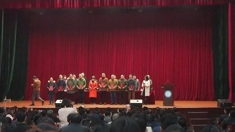 席磊_副本.jpg