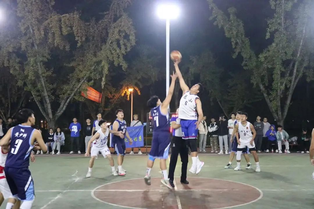 d8f2dc6b6bf13aea11e910df37d7beb.jpg 图片