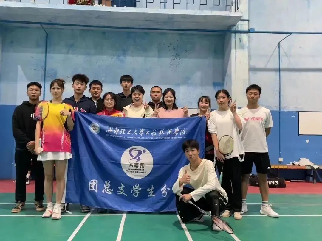 192664183323596824.jpg 图片