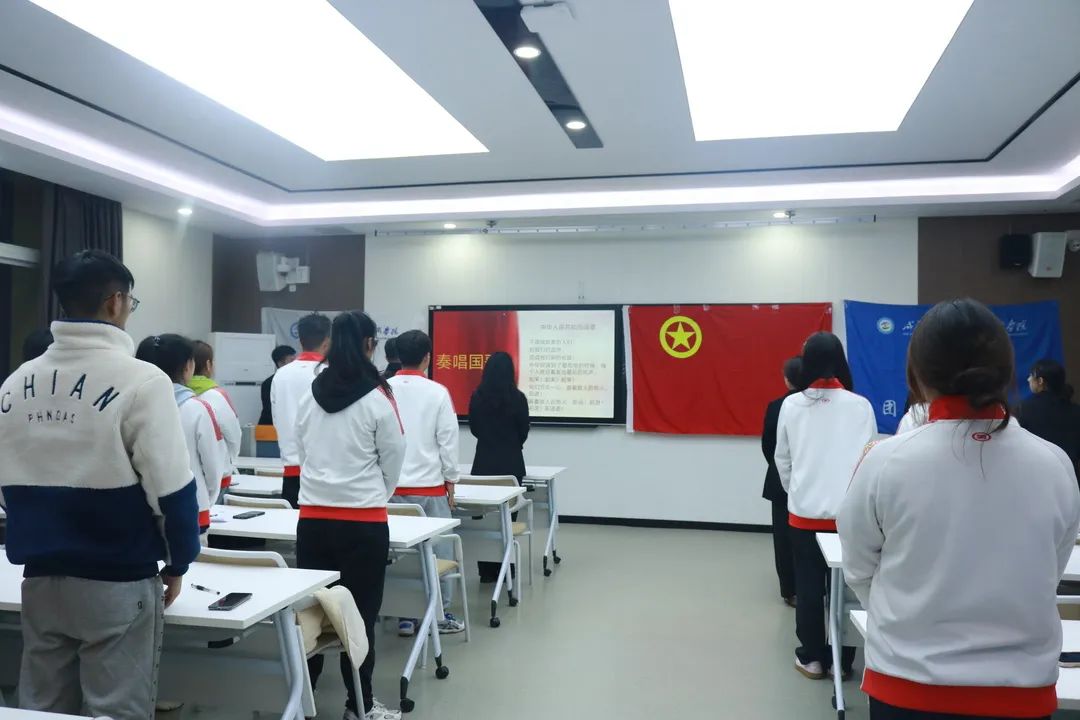 c6bdd0e0bc37e1a4c8091f74fd6acb9.jpg 图片